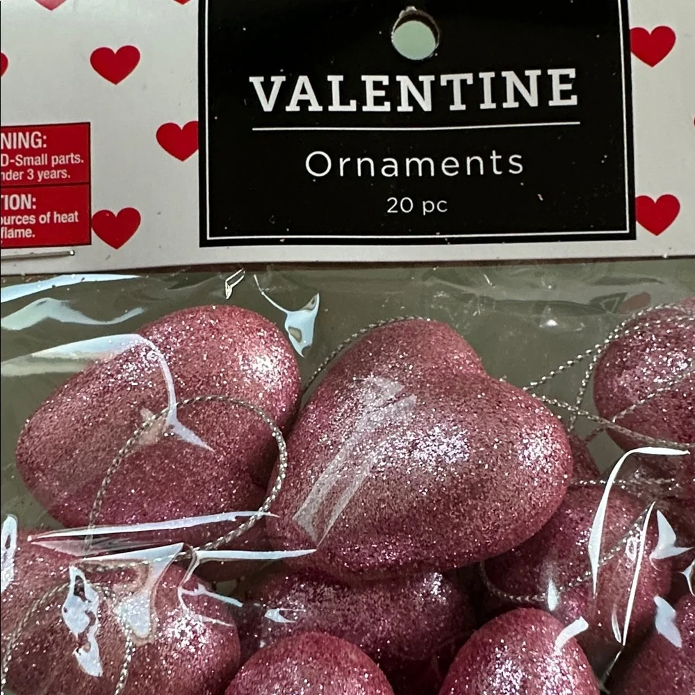 🌸NEW 100 Pieces Valentines Pink Heart Ornaments